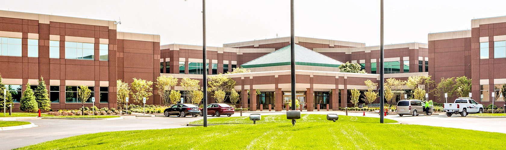 Street-level entrance to Discover offices at New Albany Business Park